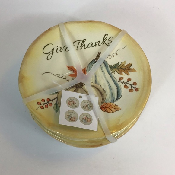 Set of (4) “Give Thanks” Decor Plates - Picture 3 of 4